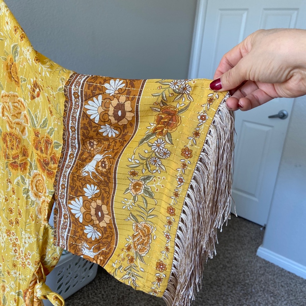 💛Spell Mystic Tasselled Robe 👘 - Picture 14 of 15
